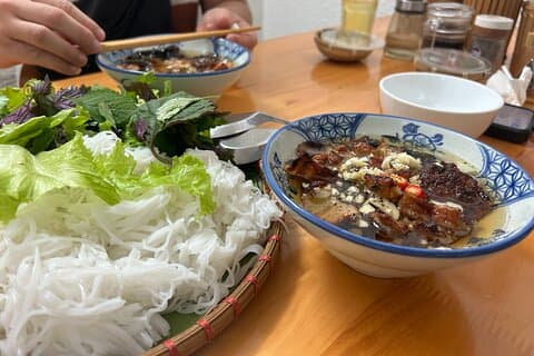 Private Hanoi Old Quarter Food Tour with 8+ Authentic Tastings