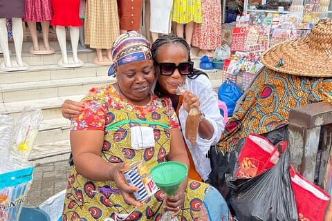 Accra Makola Market Food Tour avec déjeuner complet