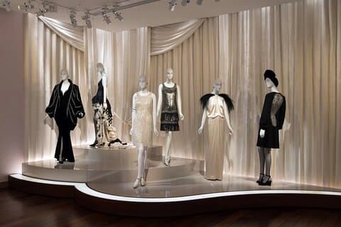 Eintrittskarte für das Yves Saint Laurent Museum