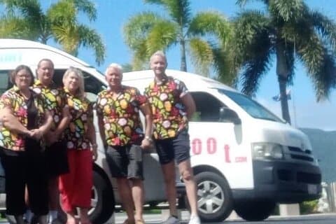 PRIVATE TRANSFER Port Douglas & Cairns Airport Minibus (6am-5pm)