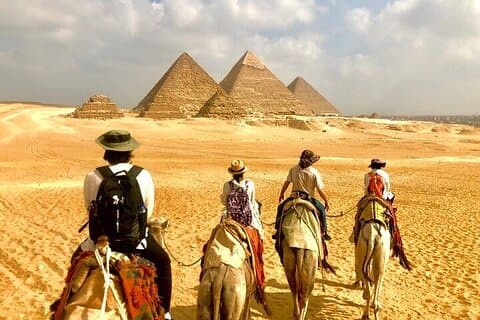2-daagse Cairo Tour, Piramides & Egyptisch Museum - Sharm El Sheikh