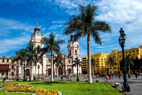 14 Days|| Lima-Arequipa-Puno y Cusco-Machupicchu-Sacred Valley