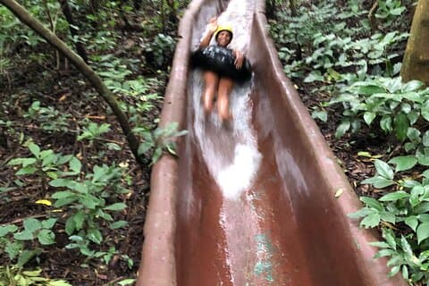 ブエナビスタアドベンチャーホットスプリングスジップライン乗馬など