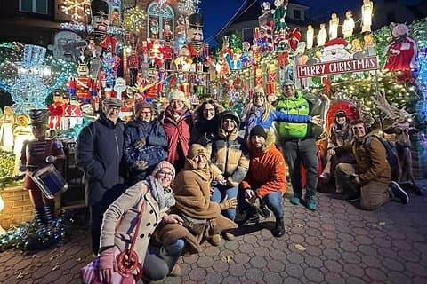 Dyker Heights Julbelysning och NYC Skyline View Busstur