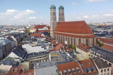 Munich Old Town Walking Tour with a Native