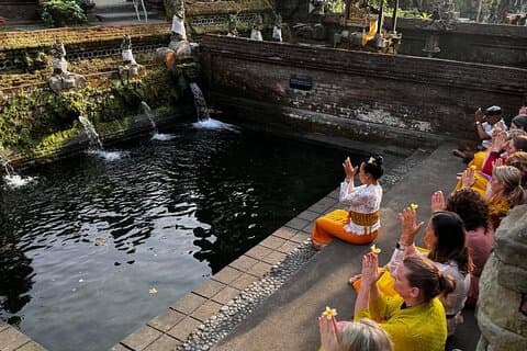 Ubud Espiritual Purificação e Meditação Cura Tour