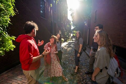 Boston's Freedom Trail and Charming Beacon Hill Tour