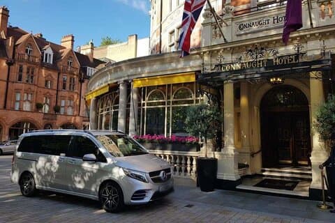 Transfer privado St Pancras Station para/de qualquer hotel em Londres