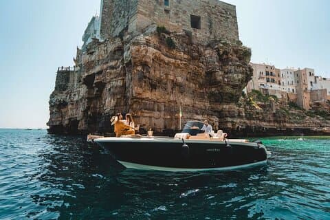 Polignano a Mare : Paseo en barco privado - 6 horas
