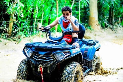Punta Cana äventyr i Atv Macao Beach Cenote