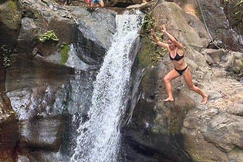 Tamanique Waterfalls Tour au départ de Surf City