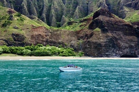 Kauai: Na Pali Coast Power Catamaran