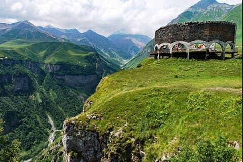 Een dagtrip naar Kazbegi en Gudauri