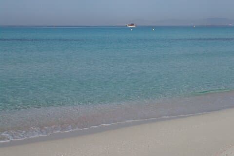 Excursão a Formentera saindo de Ibiza com transfer e praias
