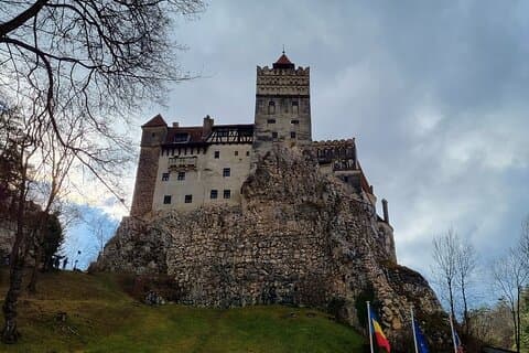 Excursión de un día al Castillo de Drácula con Peles y Brasov