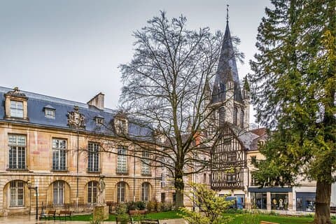 Dijon Scavenger Hunt & Highlights Self-Guided Audio Walking Tour