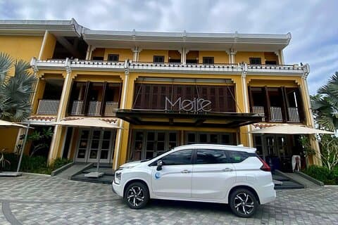 Hue To Hoi An By Private Car With English Speaking Driver