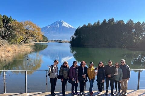 Visite privée de la région du Mont Fuji depuis la gare de Shizuoka / van taxi