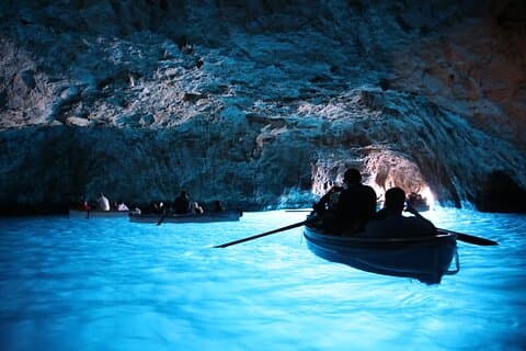 Blue Grotto and Capri Boat Tour com aperitivo de natação e snorkel