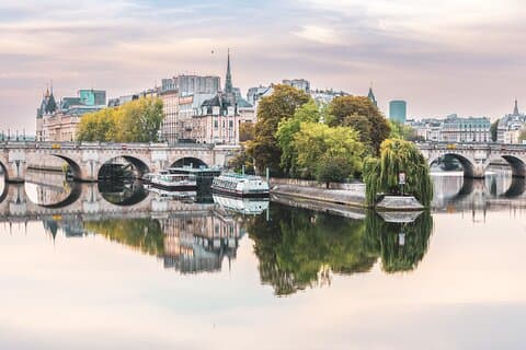 Paris History Walk: Medieval Marais, Notre Dame Islands & Stories