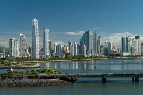 Transporte Aeropuerto de Tocumen a Hoteles de la Ciudad de Panamá