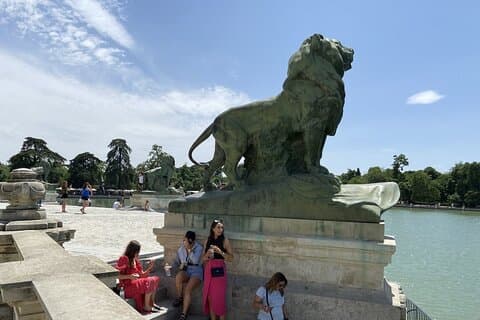 Magnífica visita autoguiada a Madrid para niños y familias en inglés