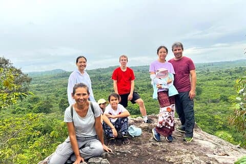 Jungle Trekking Tour i Phnom Kulen National Park från Siem Reap
