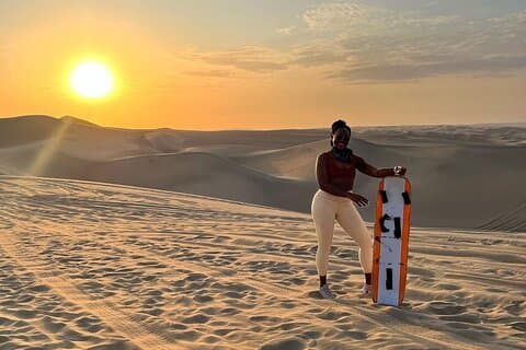 Mancora : Sechura Desert | Dunes Sandboarding og Buggy