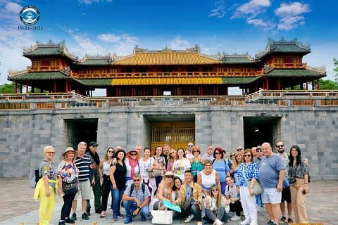 Hue Heritage & Food Adventure: 2Tage Kaiserliche Zitadelle & Königsgrab