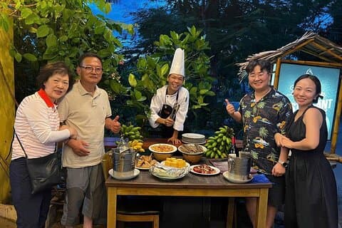 Dîner barbecue au coucher du soleil à Hoi An avec un chef professionnel