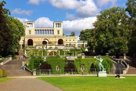 Private Potsdam Tour: Palaces, Parks, and History