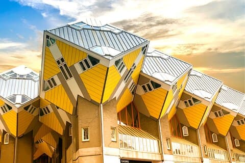 Privé transfer: Amsterdam naar Rotterdam met 2u Sightseeing stop