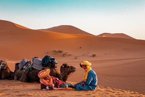 Excursão de 2 dias de Marrakech para Merzouga Dunes