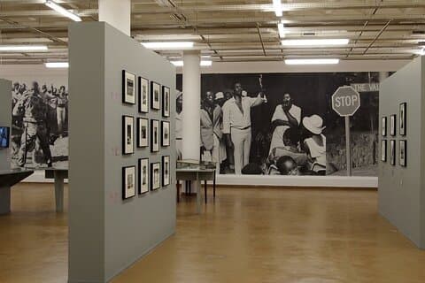Full Day Johannesburg Tour to Apartheid Museum and Soweto