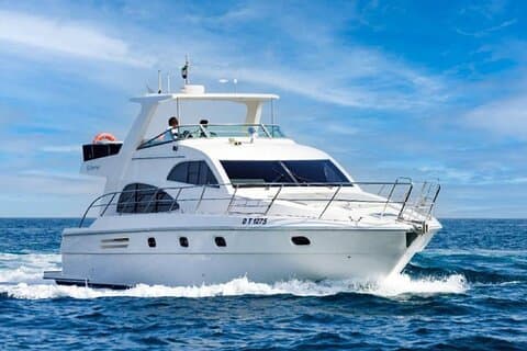 Dubai Blue Water Tour em iate de luxo privado em Dubai Marina