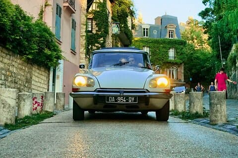 Paris Private Guided Tour in a Vintage Open Top French Car