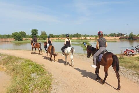 Esperienza Horse Ride passeggiate in campagna