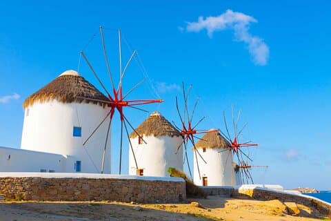 Mykonos Town Privéwandeling & bierproeverij in een traditionele taverna