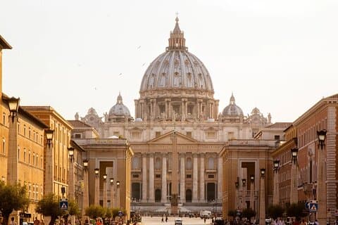 Private Tour durch den Petersdom mit privilegiertem Zugang