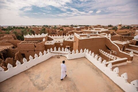 Explorar Riad Una mezcla de tradición y modernidad