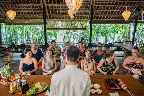 Cours de cuisine Hoi An avec croisière sur la rivière