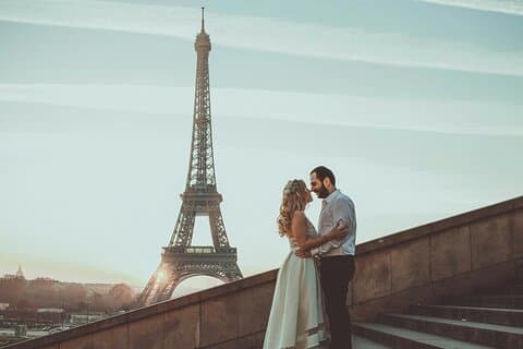 Romantische Fotoshooting Liebe im Trocadéro Gardens