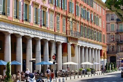 Professionell fotografering på Place Massena hjärtat av Nice