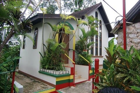 Hotell nära Bob Marley Mausoleum - Nine Mile Private Tour Ocho Rios Jamaica