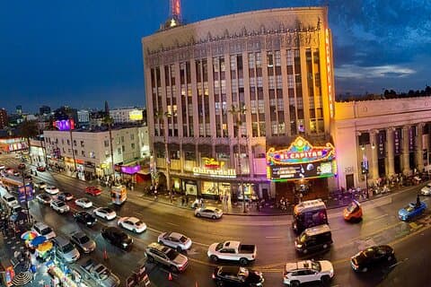 Tour a pie por la historia de Hollywood