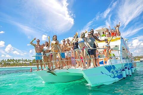 Catamaran Party in Punta Cana Includes Drink and Transportation