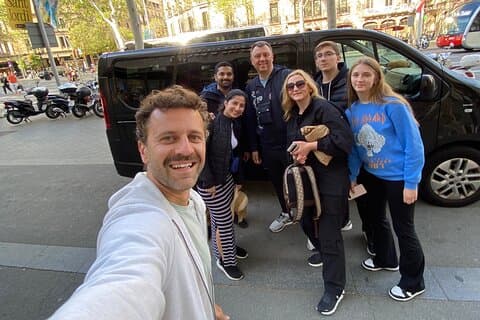 Tour de carro privado de Barcelona com gemas escondidas e pontos de referência