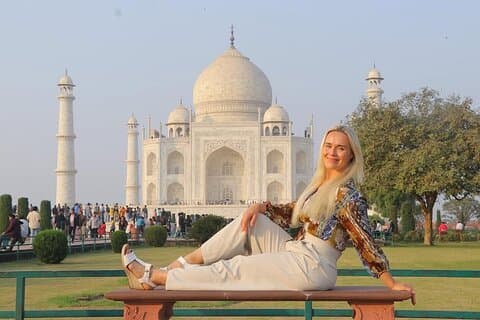 Visite privée d'une journée complète du Taj Mahal, du fort d'Agra et du Baby Taj en voiture