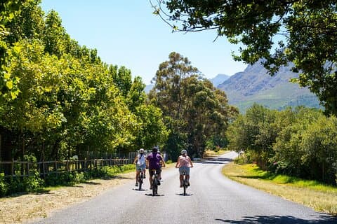 Franschhoek Winelands Meander Cycle Tour ©