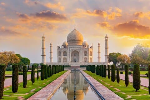 Agra: Excursion privée d'une journée guidée au lever du soleil Taj Mahal